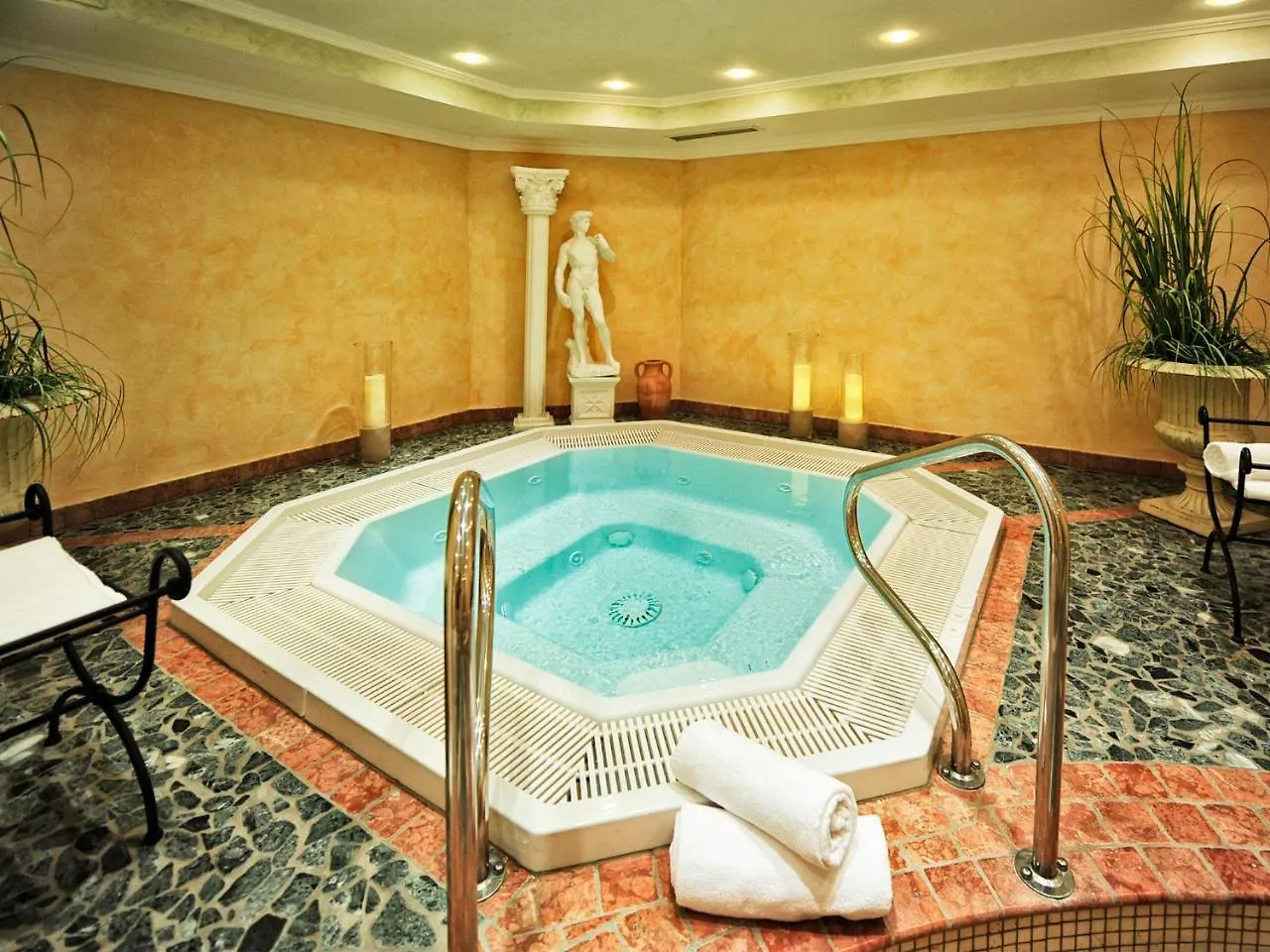 **  Hotel Ferienglueck イシュグル オーストリア